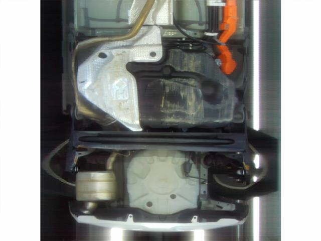 Toyota AQUA 2022 8358018-11