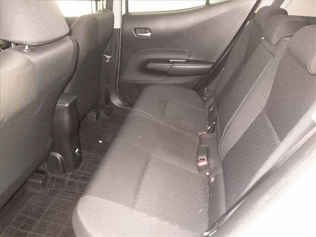 Toyota AQUA 2022 8358018-7