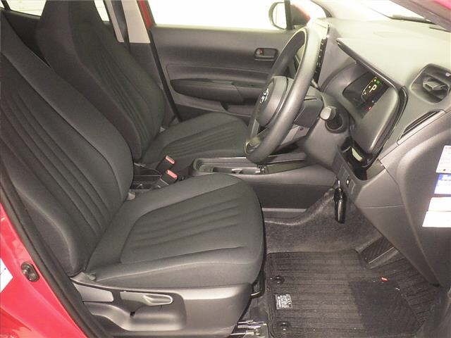 Toyota AQUA 2023 8358019-5