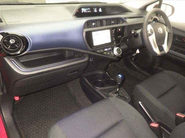 Toyota AQUA 2016 8358027-4