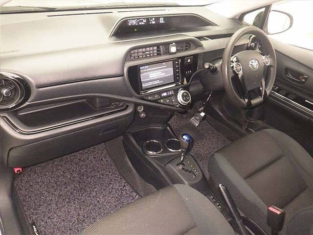 Toyota AQUA 2016 8358029-4