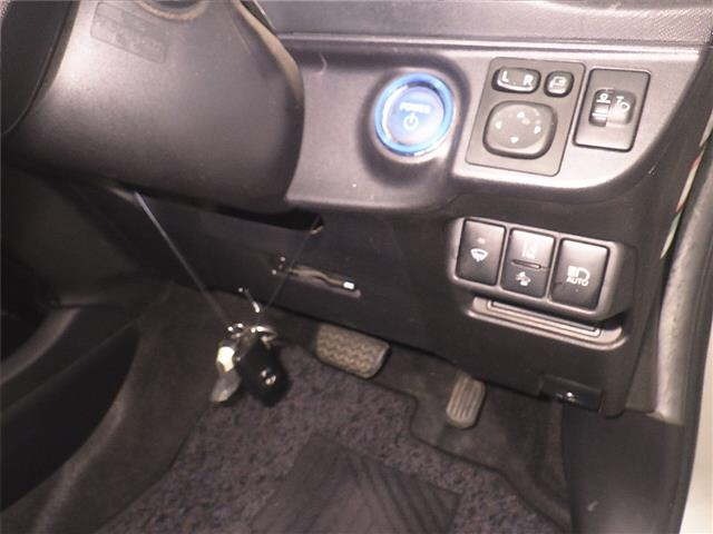 Toyota AQUA 2016 8358029-8