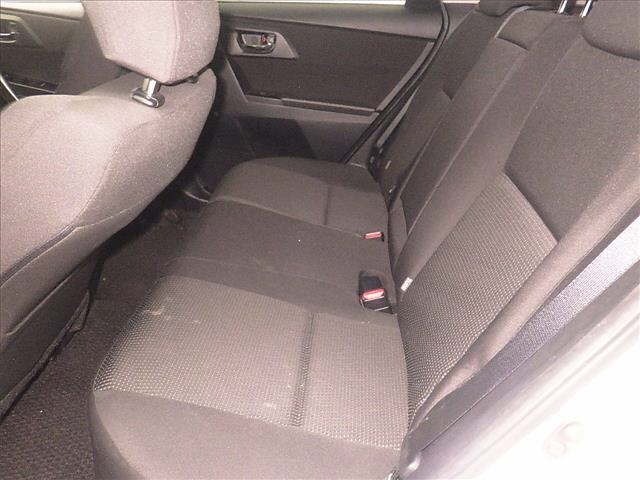 Toyota AURIS 2015 8357592-7