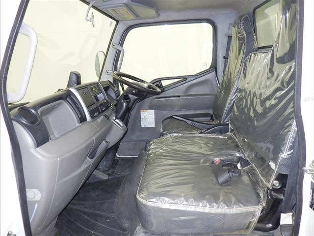 Mitsubishi CANTER 2018 8352791-8