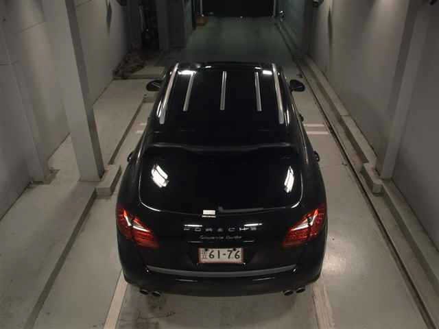 Porsche CAYENNE 2010 8350028-7