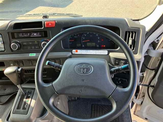 Toyota COASTER 2017 8349437-3