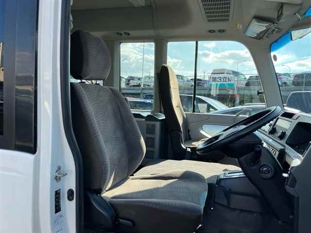 Toyota COASTER 2017 8349437-7