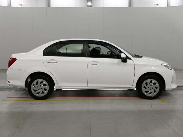 Toyota COROLLA AXIO 2021 8357164-3
