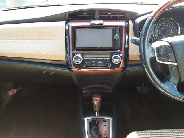 Toyota COROLLA AXIO 2012 8357165-9