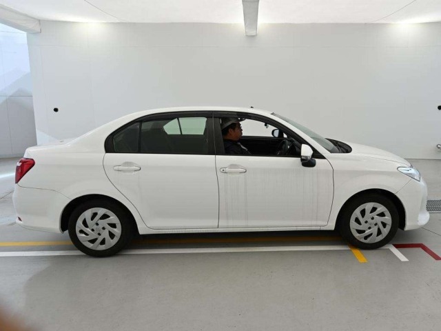 Toyota COROLLA AXIO 2021 8357168-3