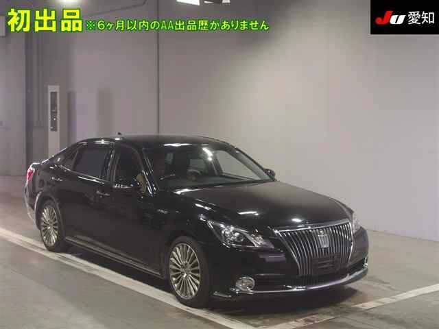 Toyota CROWN MAJESTA 2013 8349274-0
