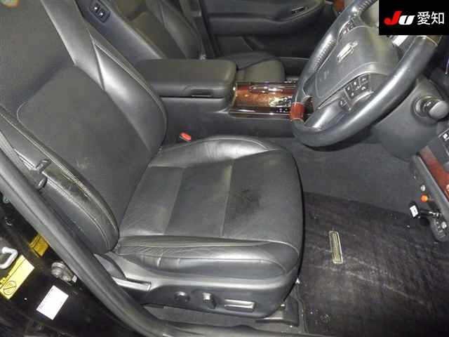 Toyota CROWN MAJESTA 2013 8349274-6