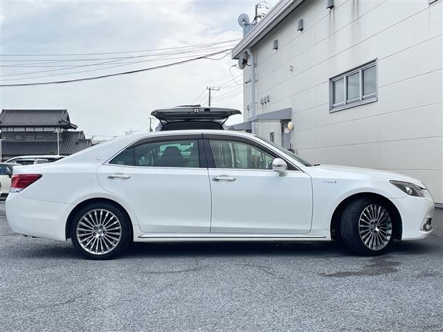 Toyota CROWN MAJESTA 2015 8349297-21