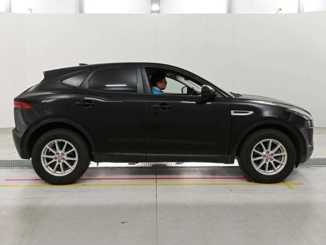 Jaguar E-PACE 2019 8353628-3