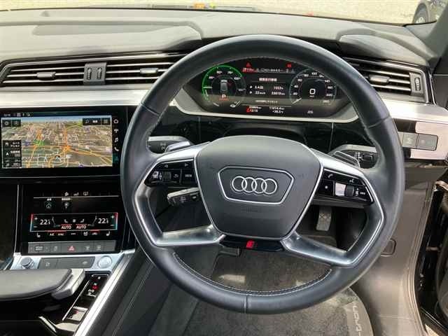 Audi E-TRON 2021 8357744-3