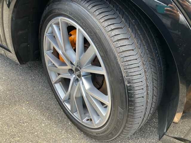 Audi E-TRON 2021 8357744-9