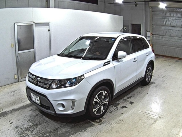 Suzuki ESCUDO 2017 8357908-4