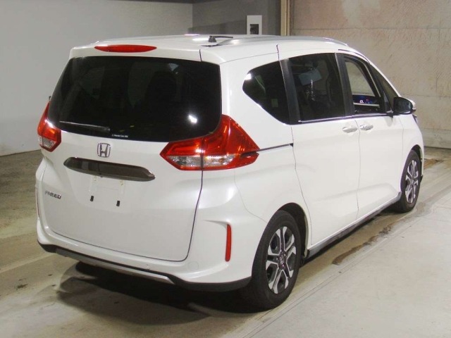 Honda FREED 2021 8351819-1