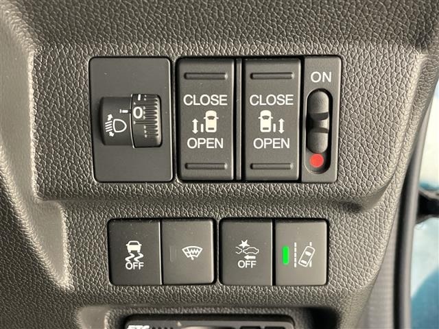 Honda FREED 2018 8352402-3