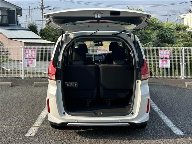 Honda FREED 2022 8352446-3