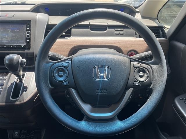 Honda FREED 2022 8352639-3