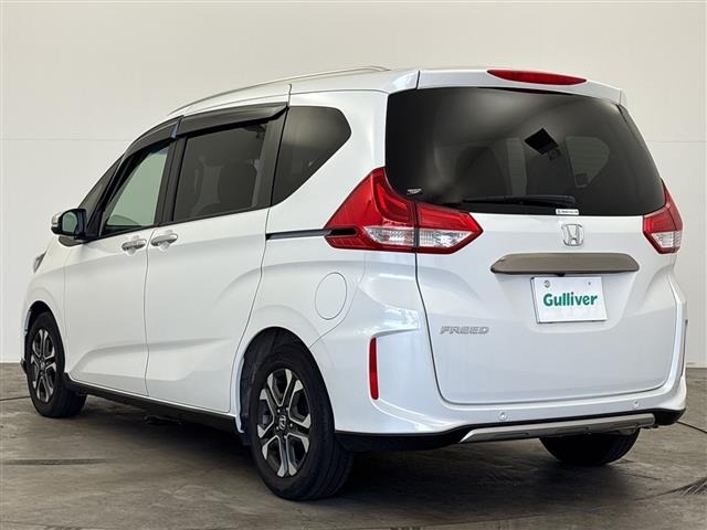 Honda FREED 2023 8352645-13