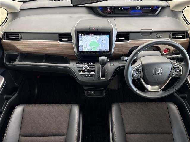 Honda FREED 2023 8352645-14