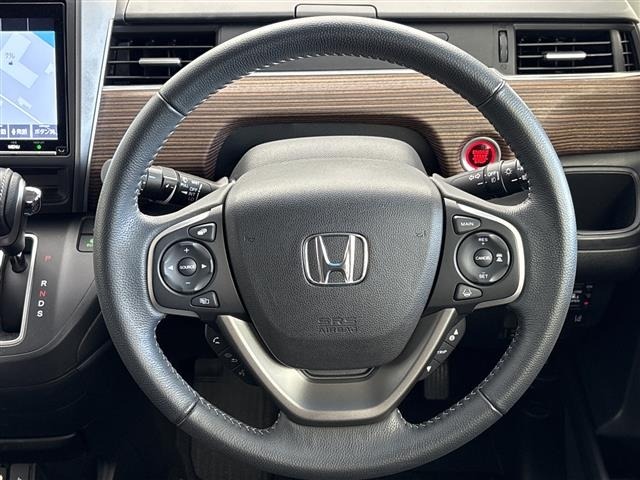 Honda FREED 2023 8352645-17
