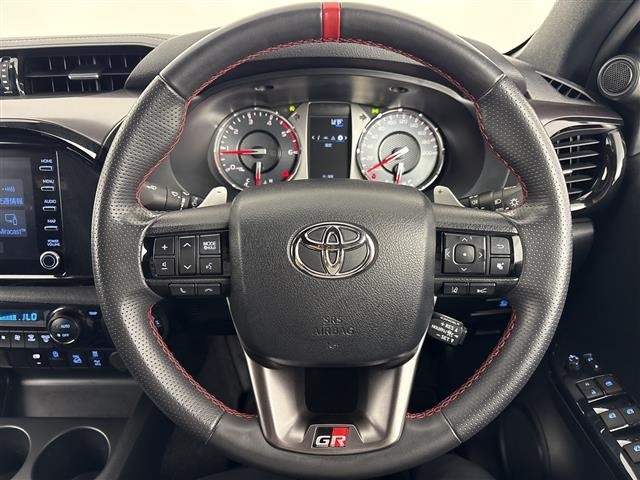 Toyota HILUX 2022 8357240-11