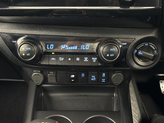 Toyota HILUX 2022 8357240-6