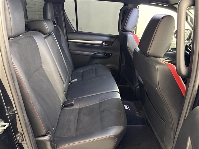 Toyota HILUX 2022 8357240-7