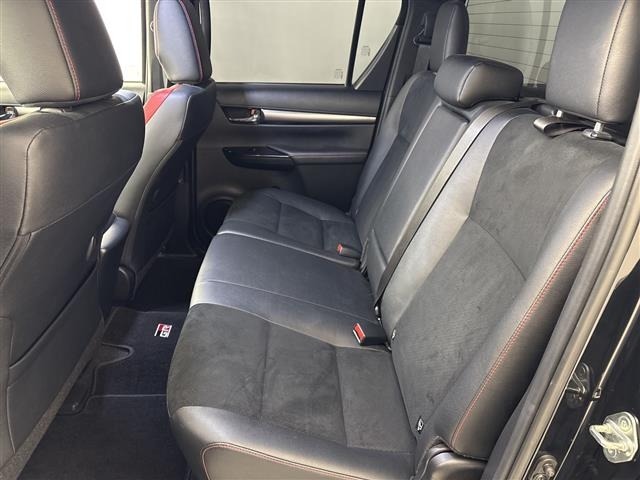 Toyota HILUX 2022 8357240-8