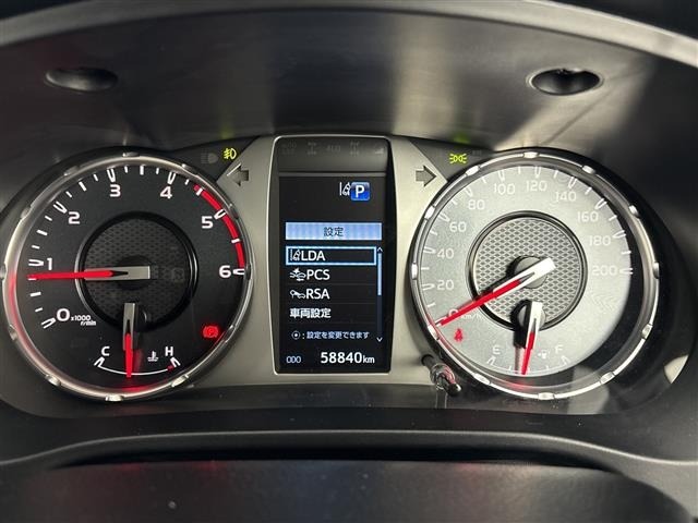 Toyota HILUX 2022 8357240-9