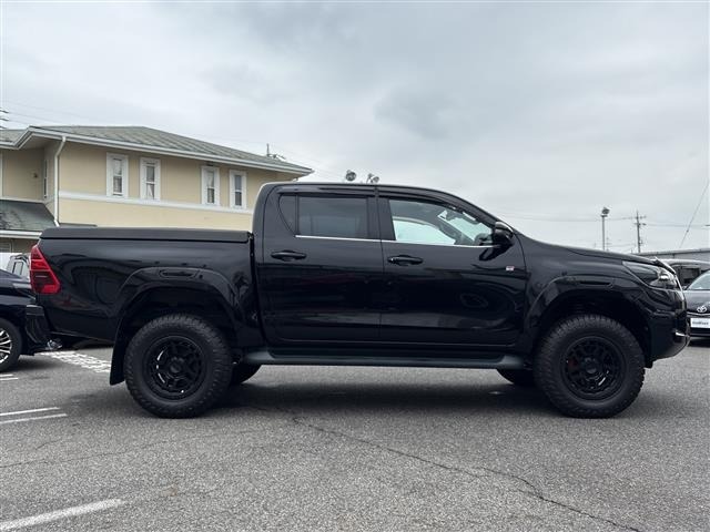 Toyota HILUX 2022 8357241-1