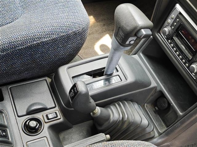 Mitsubishi PAJERO 1996 8353081-21
