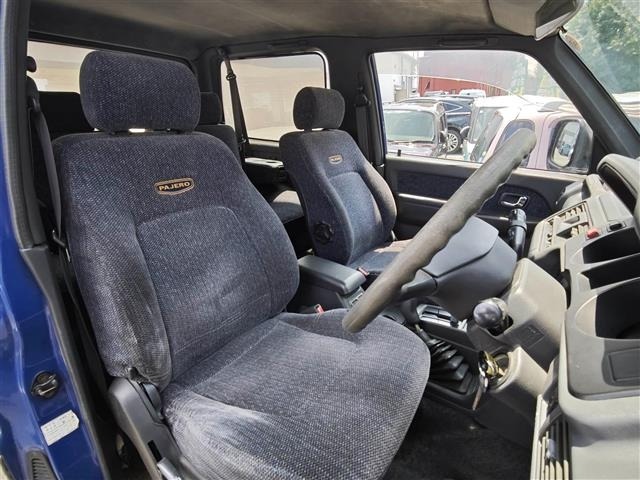 Mitsubishi PAJERO 1996 8353081-7