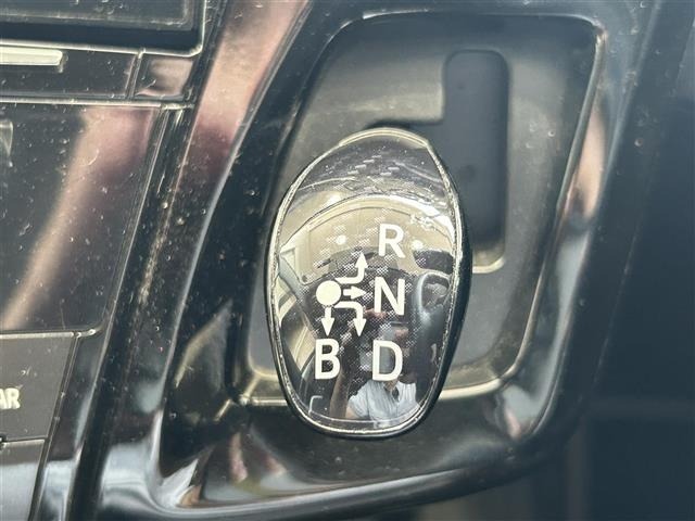 Toyota PRIUS 2015 8348691-10