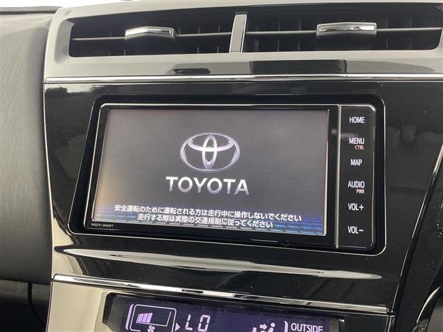 Toyota PRIUS 2018 8348695-11
