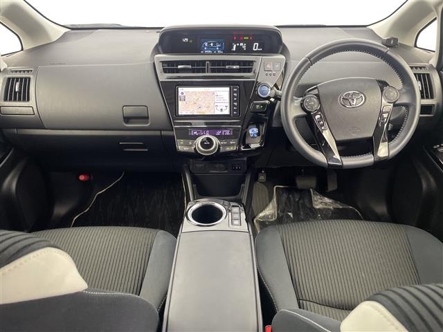Toyota PRIUS 2018 8348695-15