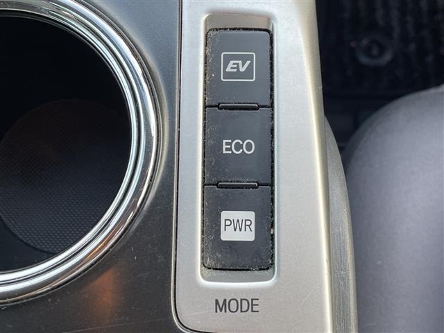 Toyota PRIUS 2014 8348696-19