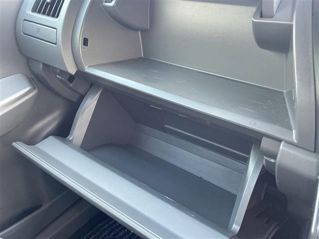 Toyota PRIUS 2014 8348696-2
