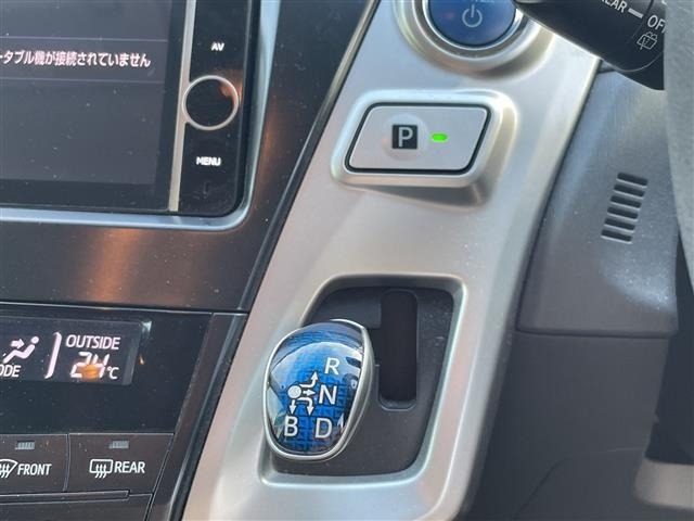Toyota PRIUS 2014 8348696-9