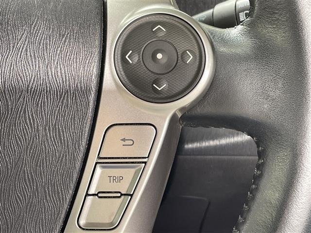 Toyota PRIUS 2015 8348698-21