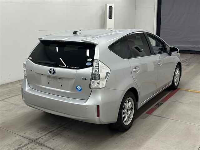 Toyota PRIUS 2011 8348738-5