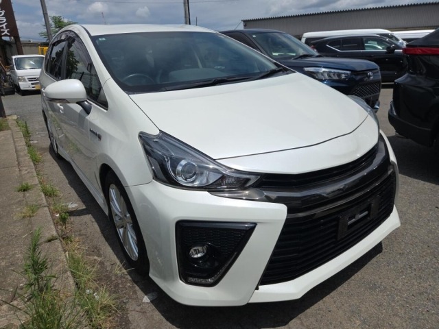 Toyota PRIUS 2016 8348739-0