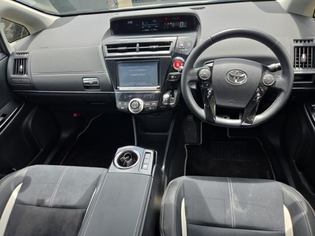 Toyota PRIUS 2016 8348739-2