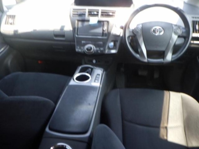 Toyota PRIUS 2014 8348750-3