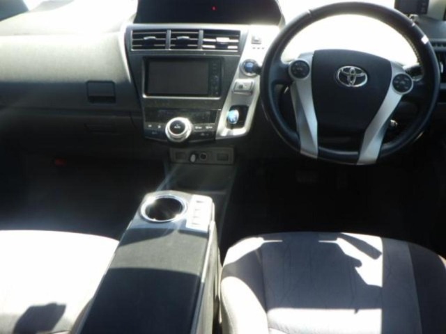 Toyota PRIUS 2012 8348752-3