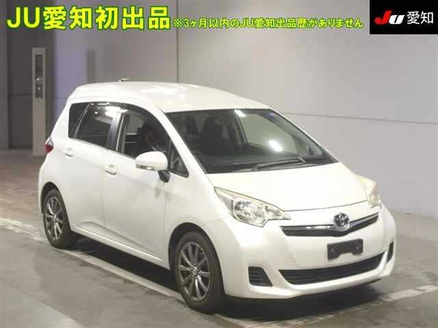 Toyota RACTIS 2012 8349085-0