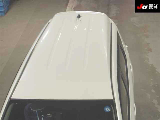 Toyota RACTIS 2012 8349085-9